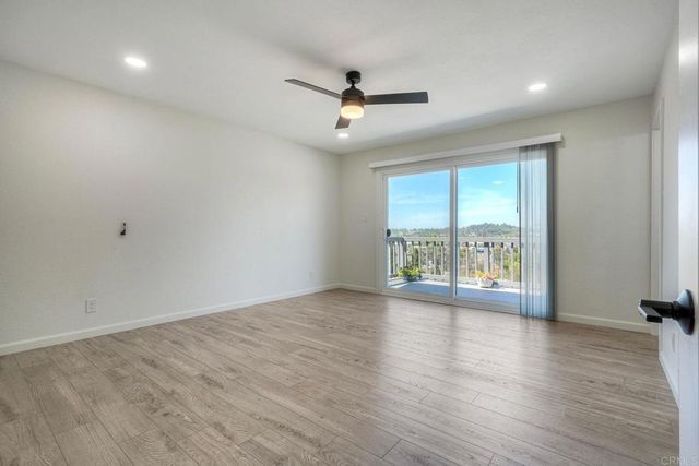 2449 Primrose Ave, Vista, CA 92083