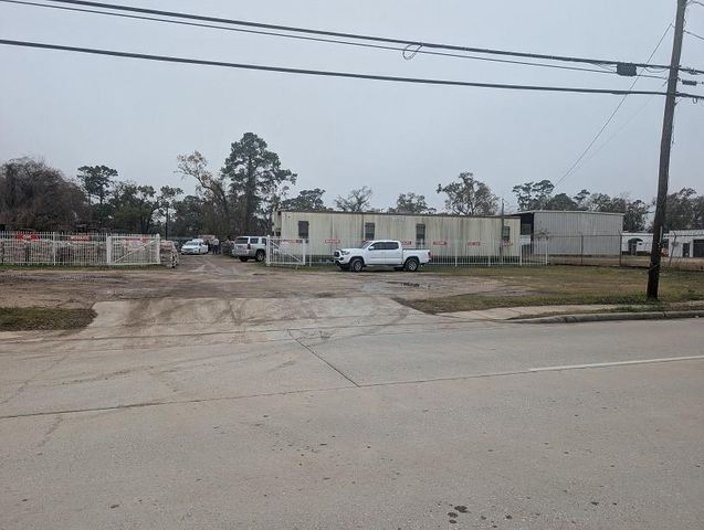 3347 Pinemont Drive, Houston, TX 77018