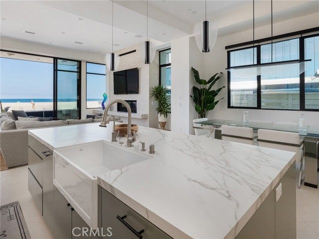 230 The Strand, Hermosa Beach, CA 90254