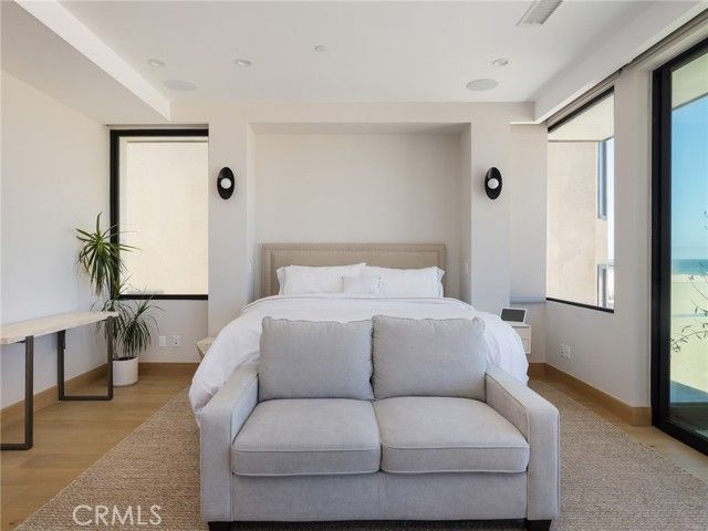 230 The Strand, Hermosa Beach, CA 90254