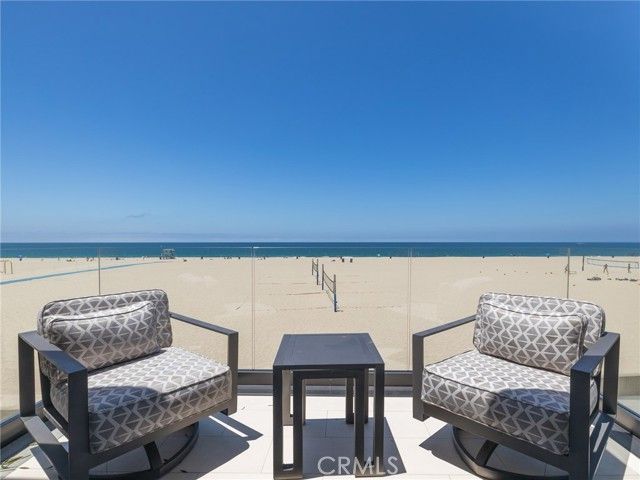 230 The Strand, Hermosa Beach, CA 90254