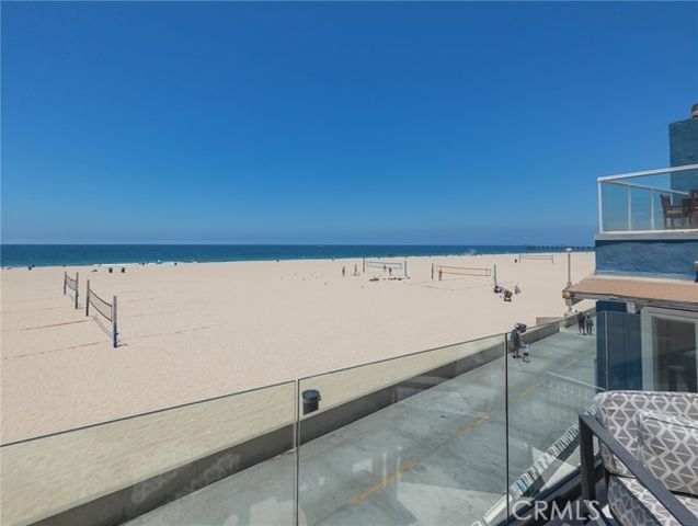 230 The Strand, Hermosa Beach, CA 90254