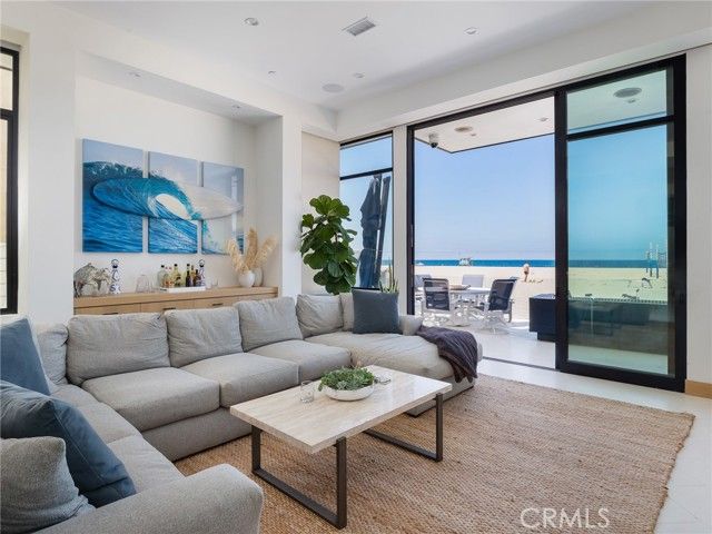230 The Strand, Hermosa Beach, CA 90254
