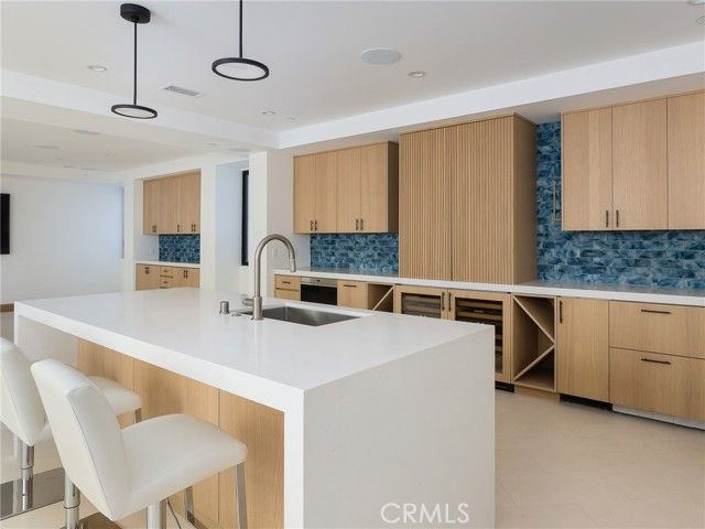 230 The Strand, Hermosa Beach, CA 90254