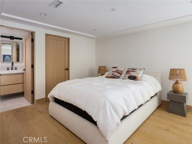 230 The Strand, Hermosa Beach, CA 90254