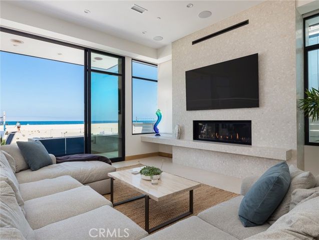 230 The Strand, Hermosa Beach, CA 90254
