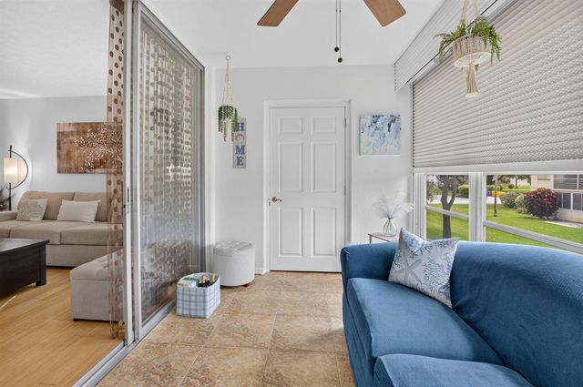 11 Willowbrook Lane 204, Delray Beach, FL 33446