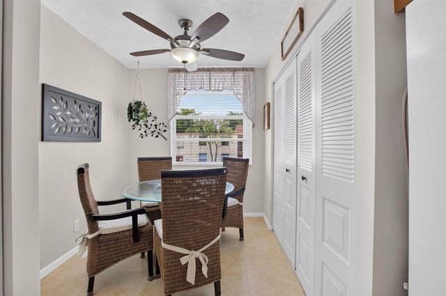 11 Willowbrook Lane 204, Delray Beach, FL 33446