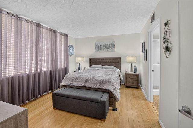 11 Willowbrook Lane 204, Delray Beach, FL 33446