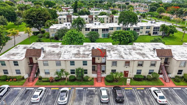 11 Willowbrook Lane 204, Delray Beach, FL 33446