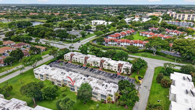 11 Willowbrook Lane 204, Delray Beach, FL 33446