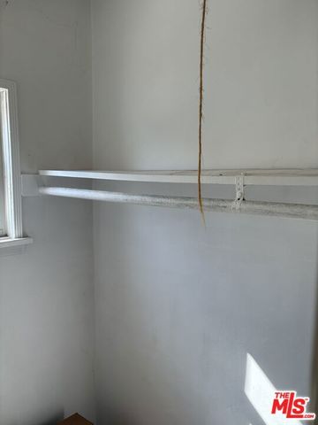 10210 S Manhattan Place, Los Angeles, CA 90047