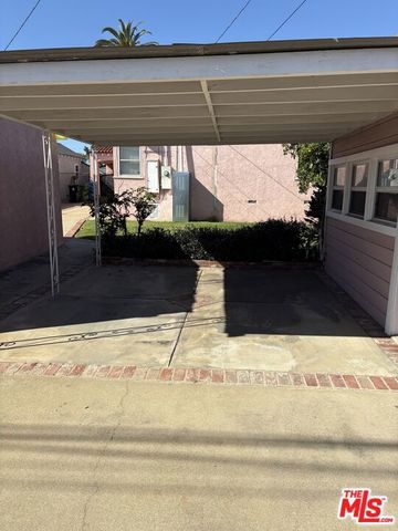 10210 S Manhattan Place, Los Angeles, CA 90047