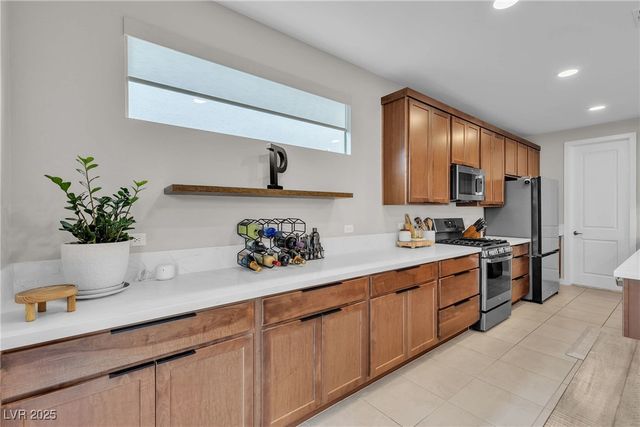 1309 Azure Jay Avenue, North Las Vegas, NV 89084