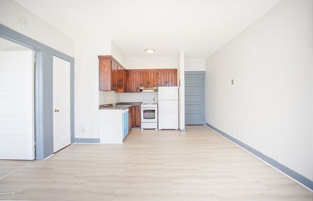140 Chestnut St 516, Springfield, MA 01103