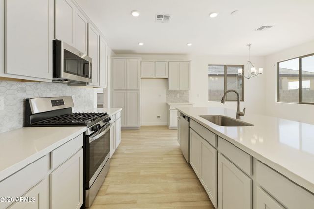 19027 W ROSE Lane, Waddell, AZ 85355