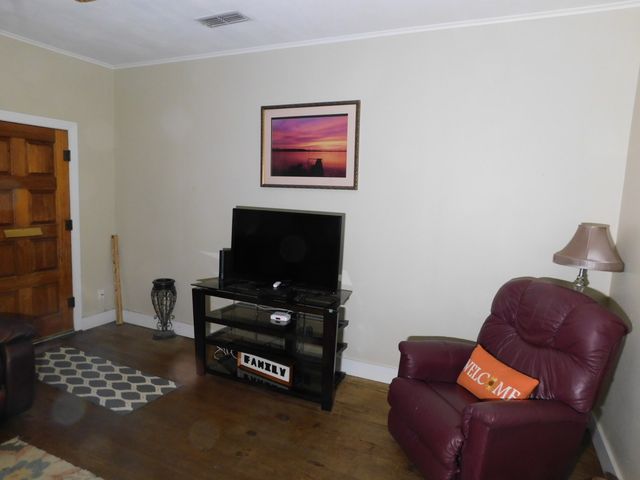 201 NW 4TH Street, Springhill, LA 71075