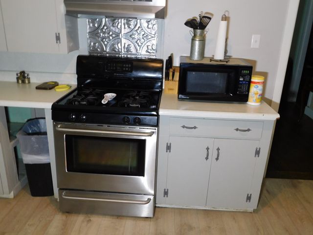 201 NW 4TH Street, Springhill, LA 71075