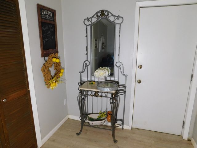 201 NW 4TH Street, Springhill, LA 71075