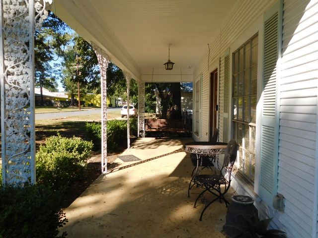 201 NW 4TH Street, Springhill, LA 71075