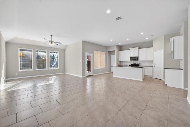 5810 Metaphor Way, Rosenberg, TX 77469