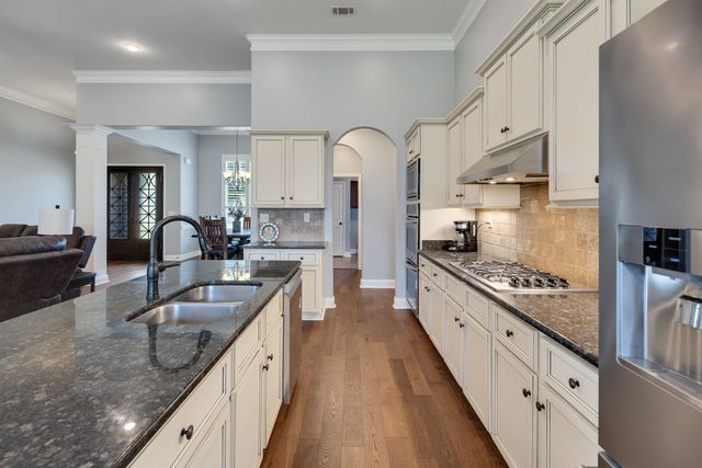 1466 CARMONY CV, Collierville, TN 38017