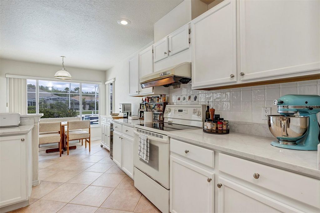 Image 17 of property listing at 3556 AMACA CIRCLE, Orlando, FL 32837