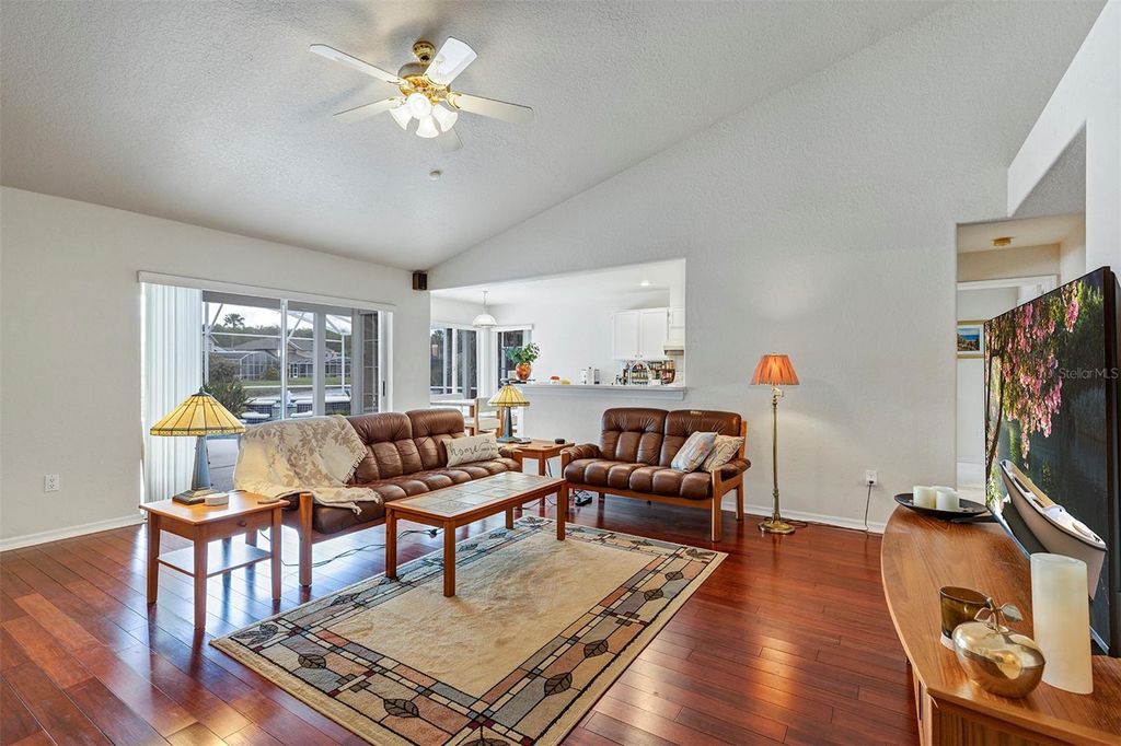 Image 20 of property listing at 3556 AMACA CIRCLE, Orlando, FL 32837