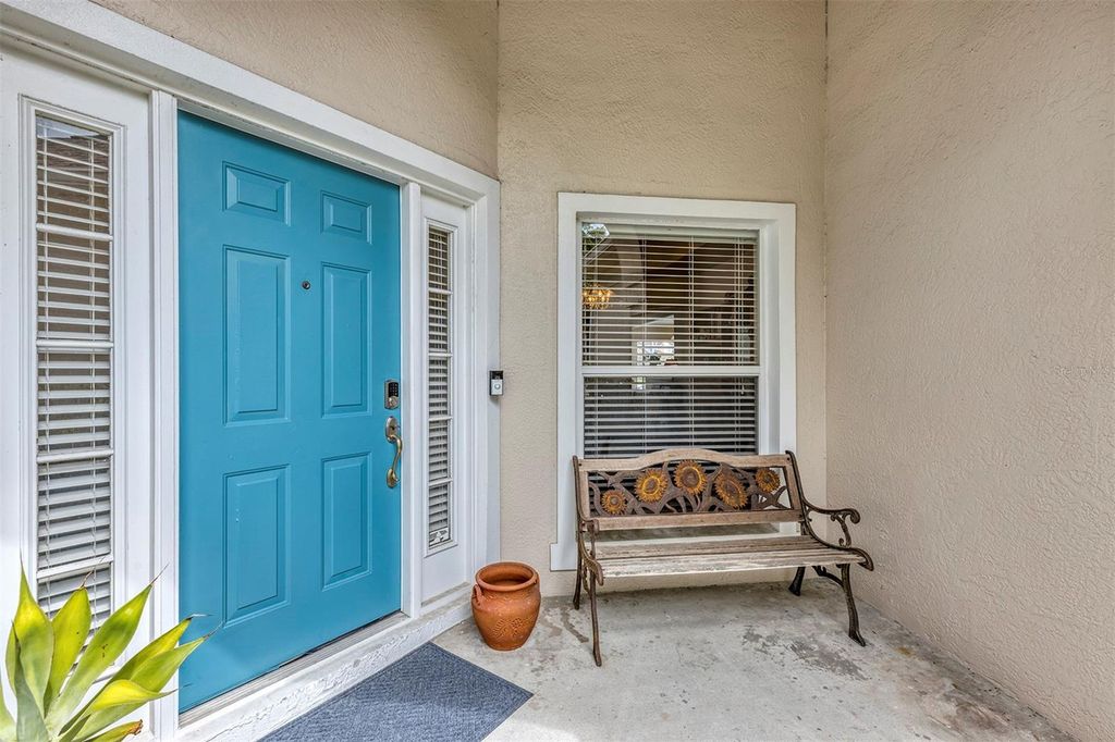 Image 8 of property listing at 3556 AMACA CIRCLE, Orlando, FL 32837