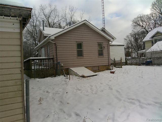 8405 N Vassar Road, Mount Morris, MI 48458