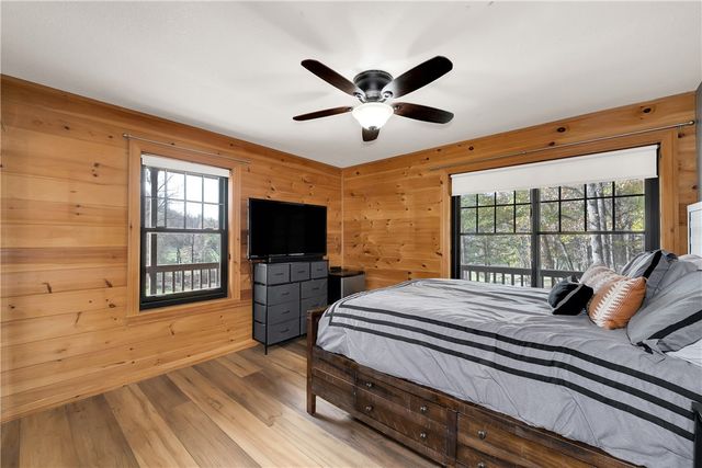 12825 E Wallin Mountain Road, West Fork, AR 72774