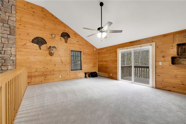 12825 E Wallin Mountain Road, West Fork, AR 72774