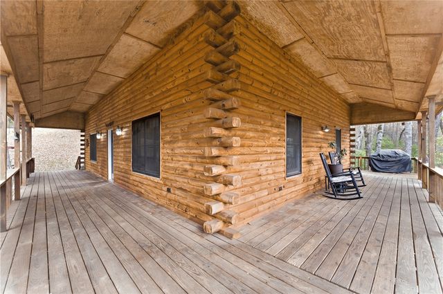 12825 E Wallin Mountain Road, West Fork, AR 72774