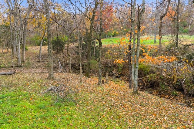 12825 E Wallin Mountain Road, West Fork, AR 72774