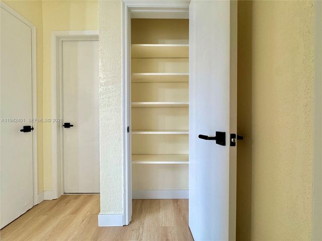 715 NE 122 St 4, North Miami, FL 33161