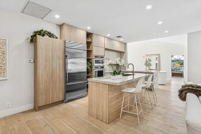 48 Harbour Drive N, Ocean Ridge, FL 33435