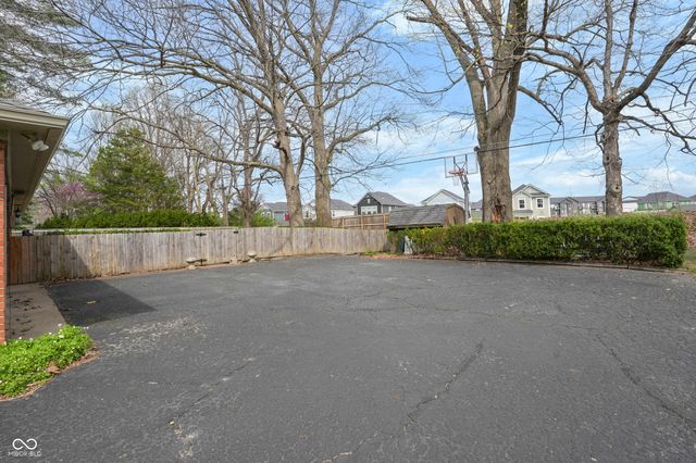 9405 Nora Lane, Indianapolis, IN 46240