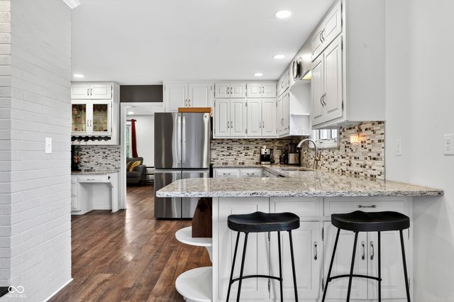 9405 Nora Lane, Indianapolis, IN 46240