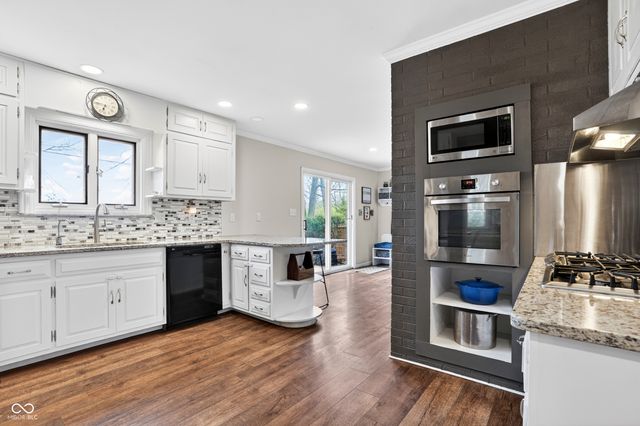 9405 Nora Lane, Indianapolis, IN 46240