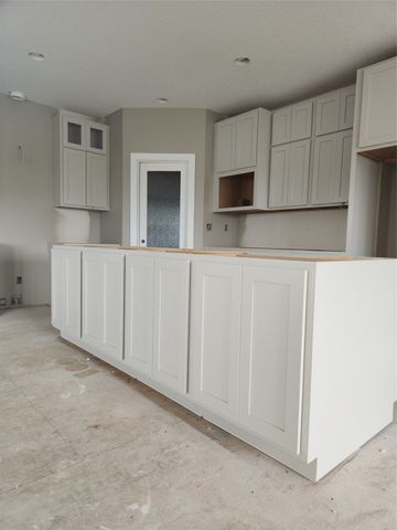 3302 SE Bannister Drive, Ankeny, IA 50021