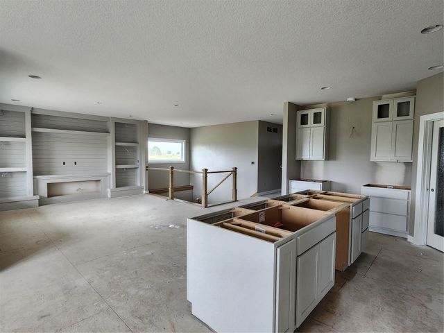 3302 SE Bannister Drive, Ankeny, IA 50021