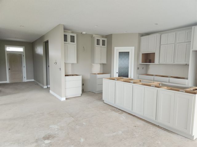 3302 SE Bannister Drive, Ankeny, IA 50021