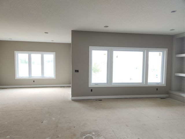 3302 SE Bannister Drive, Ankeny, IA 50021