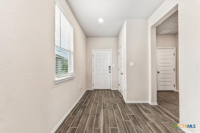 2521 Ayers Drive, Seguin, TX 78155