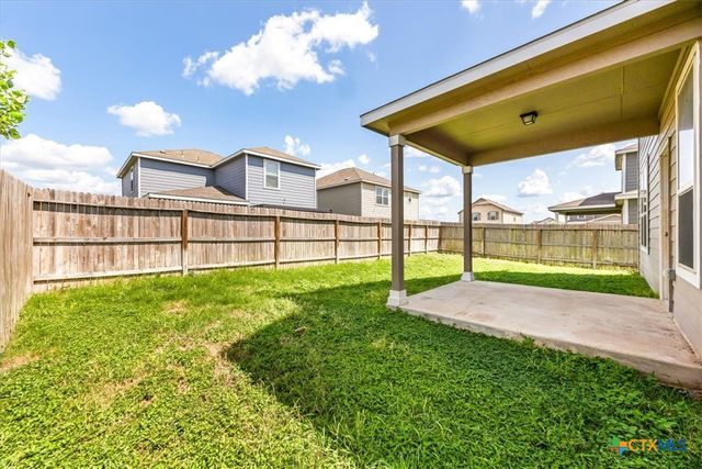 2521 Ayers Drive, Seguin, TX 78155