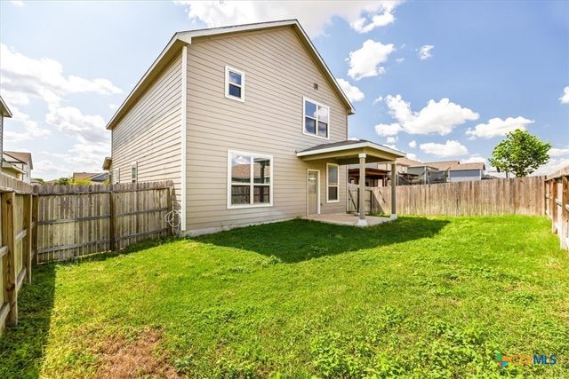 2521 Ayers Drive, Seguin, TX 78155