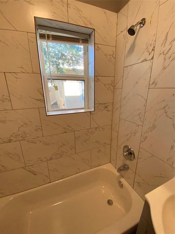 222 Grace Street 4, Houston, TX 77003