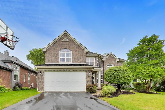 2587 Chestnut Avenue, Glenview, IL 60026