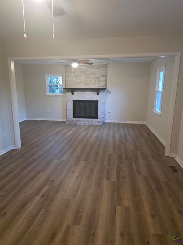 209 Tracy Terrace, Warner Robins, GA 31088