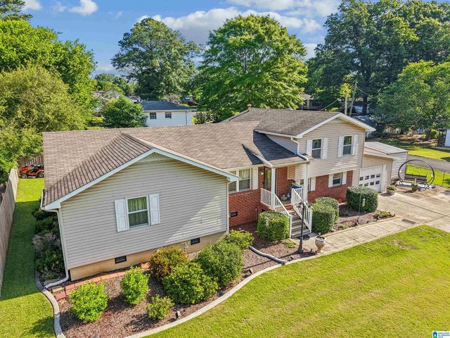 410 WILLOW DRIVE, Hueytown, AL 35023